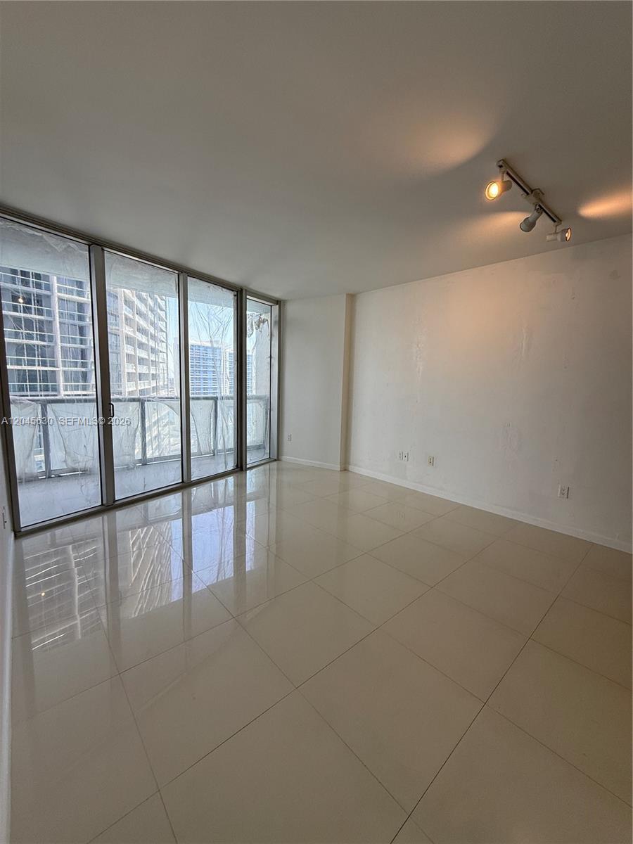 495 Brickell Avenue 3106 Property Photo 12