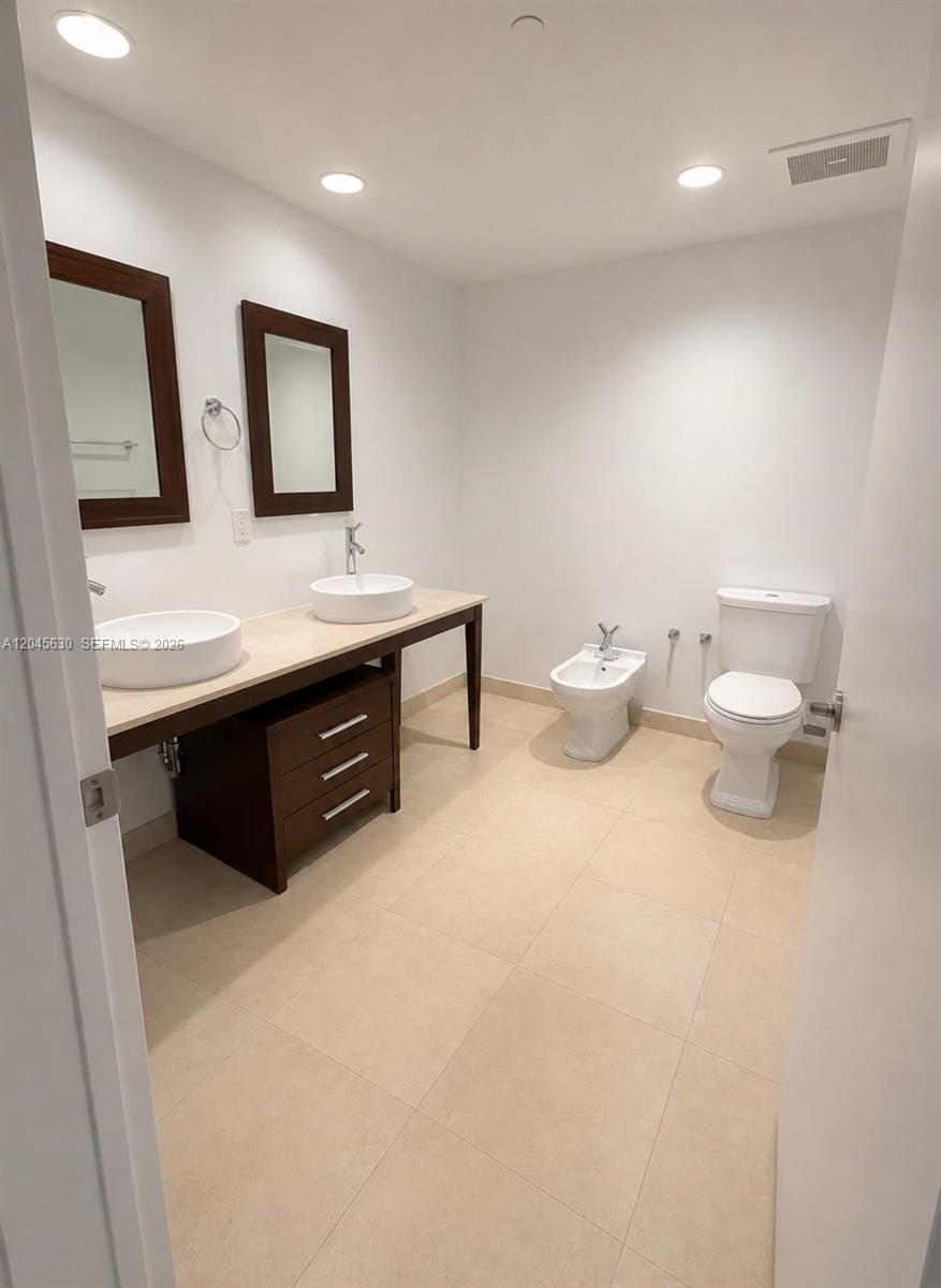 495 Brickell Avenue 3106 Property Photo 16