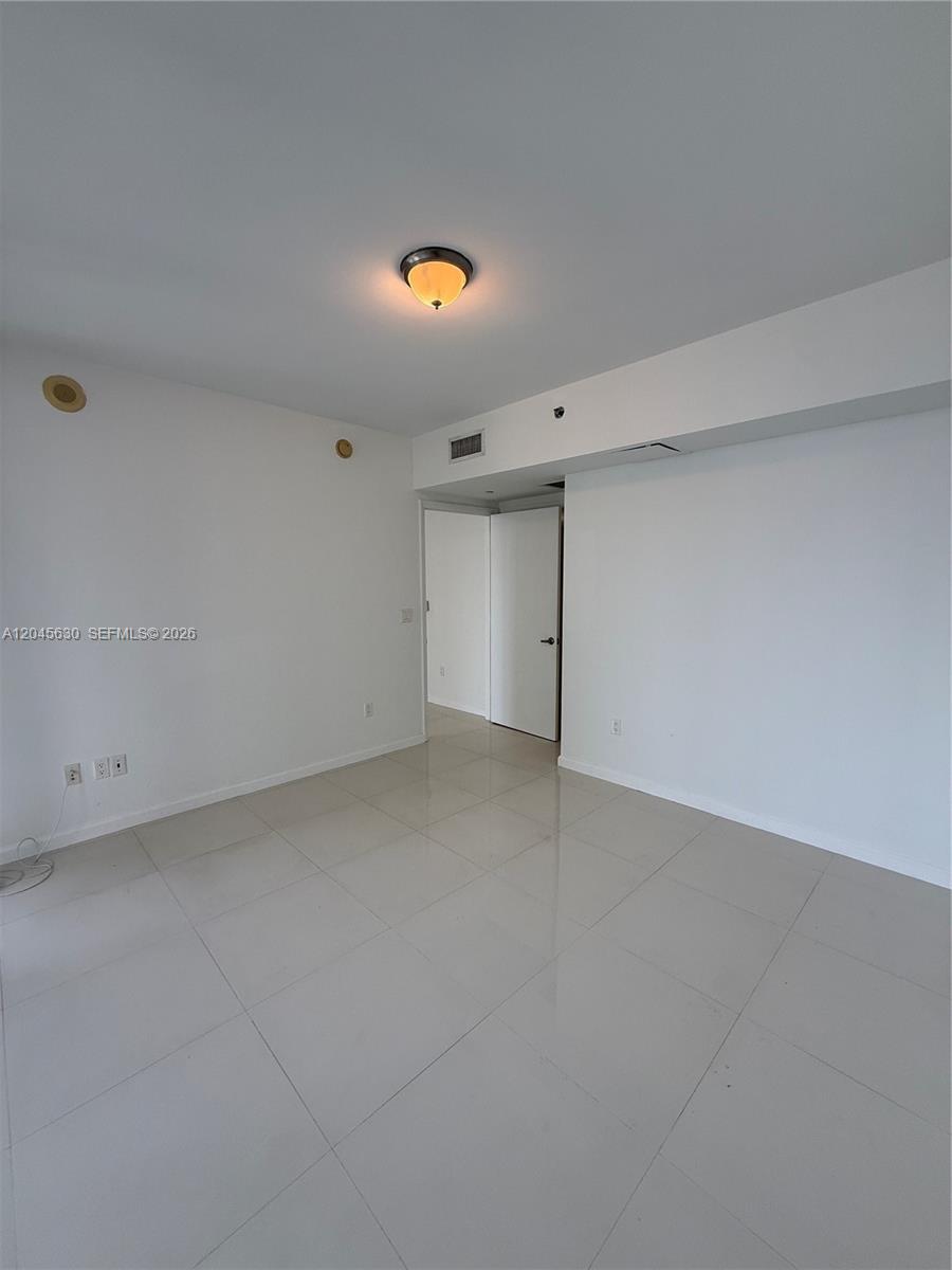 495 Brickell Avenue 3106 Property Photo 26