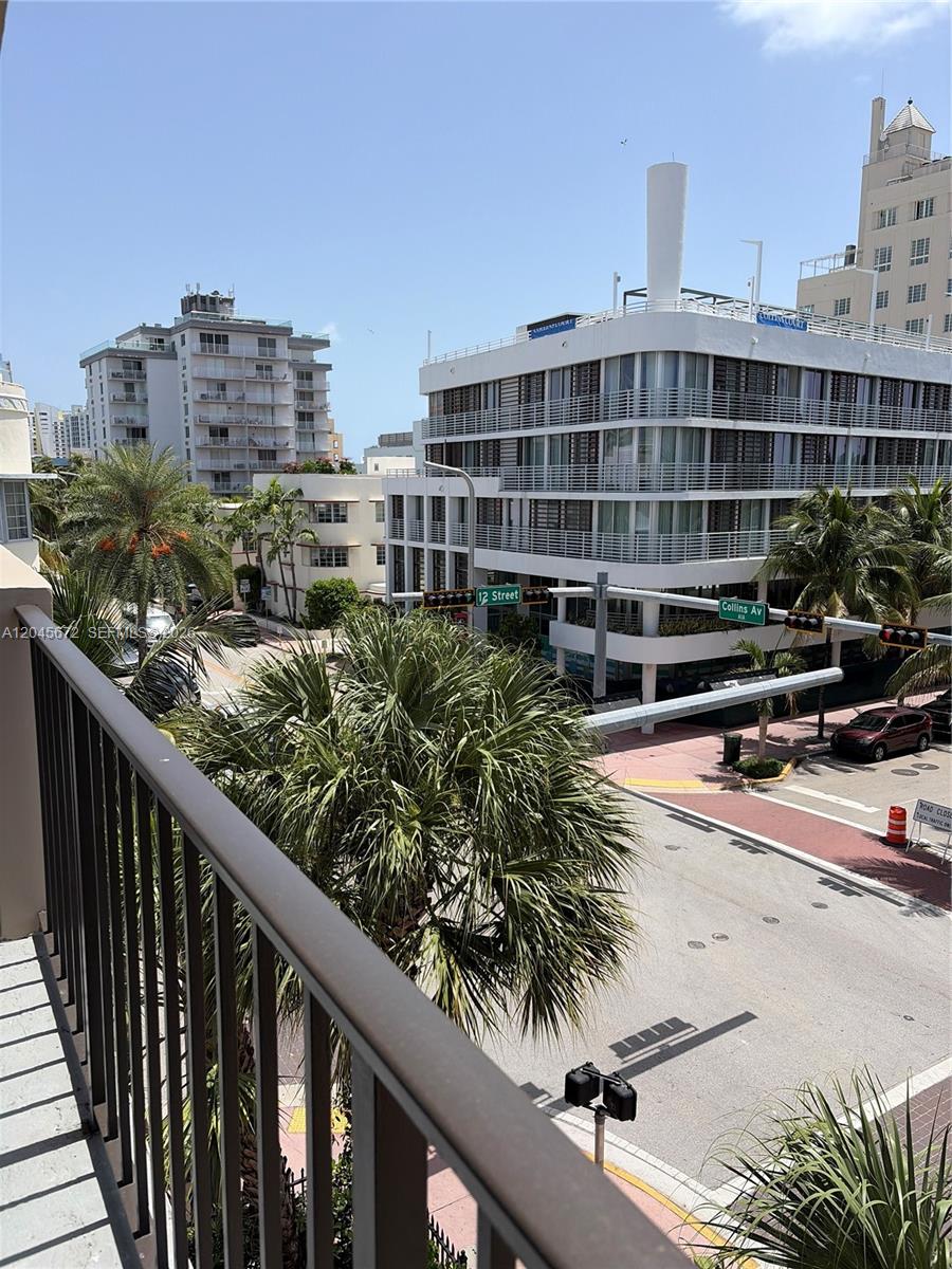 1150 Collins Avenue 404 Property Photo 15