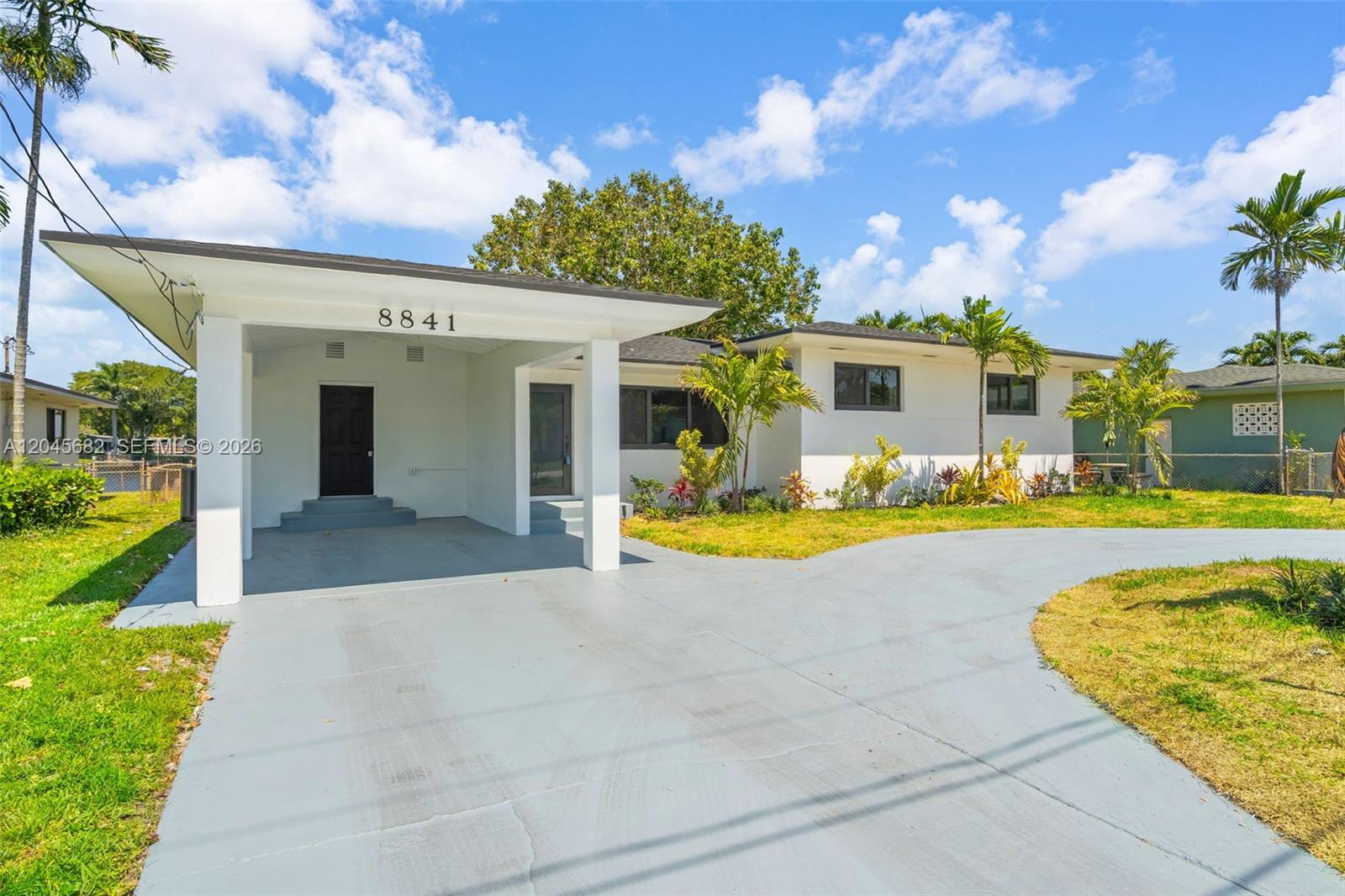 8841 Nw 14th Avenue Property Photo 3