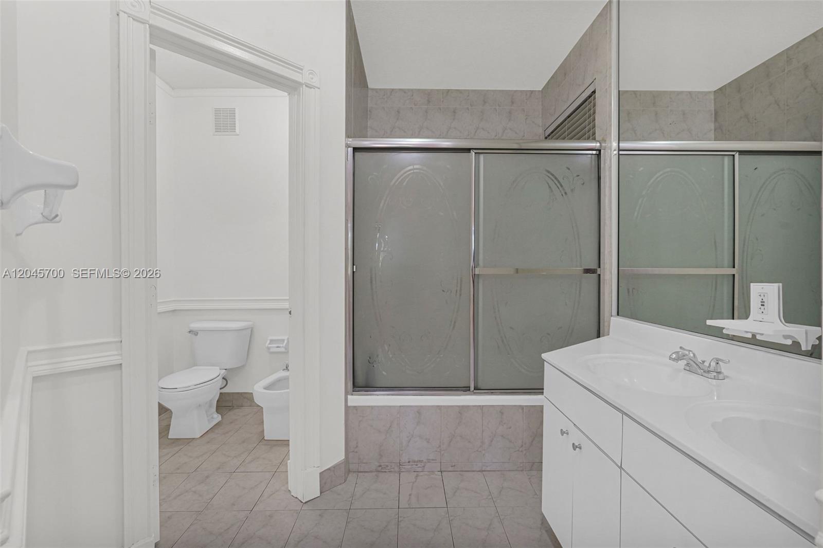 8853 Sw 108th Place Property Photo 12