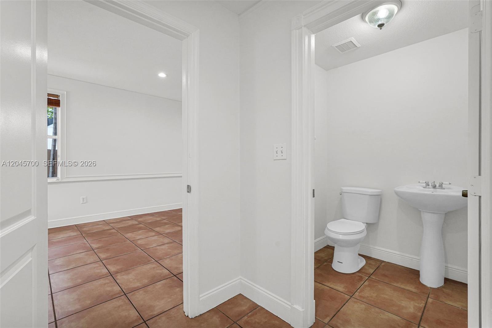 8853 Sw 108th Place Property Photo 25
