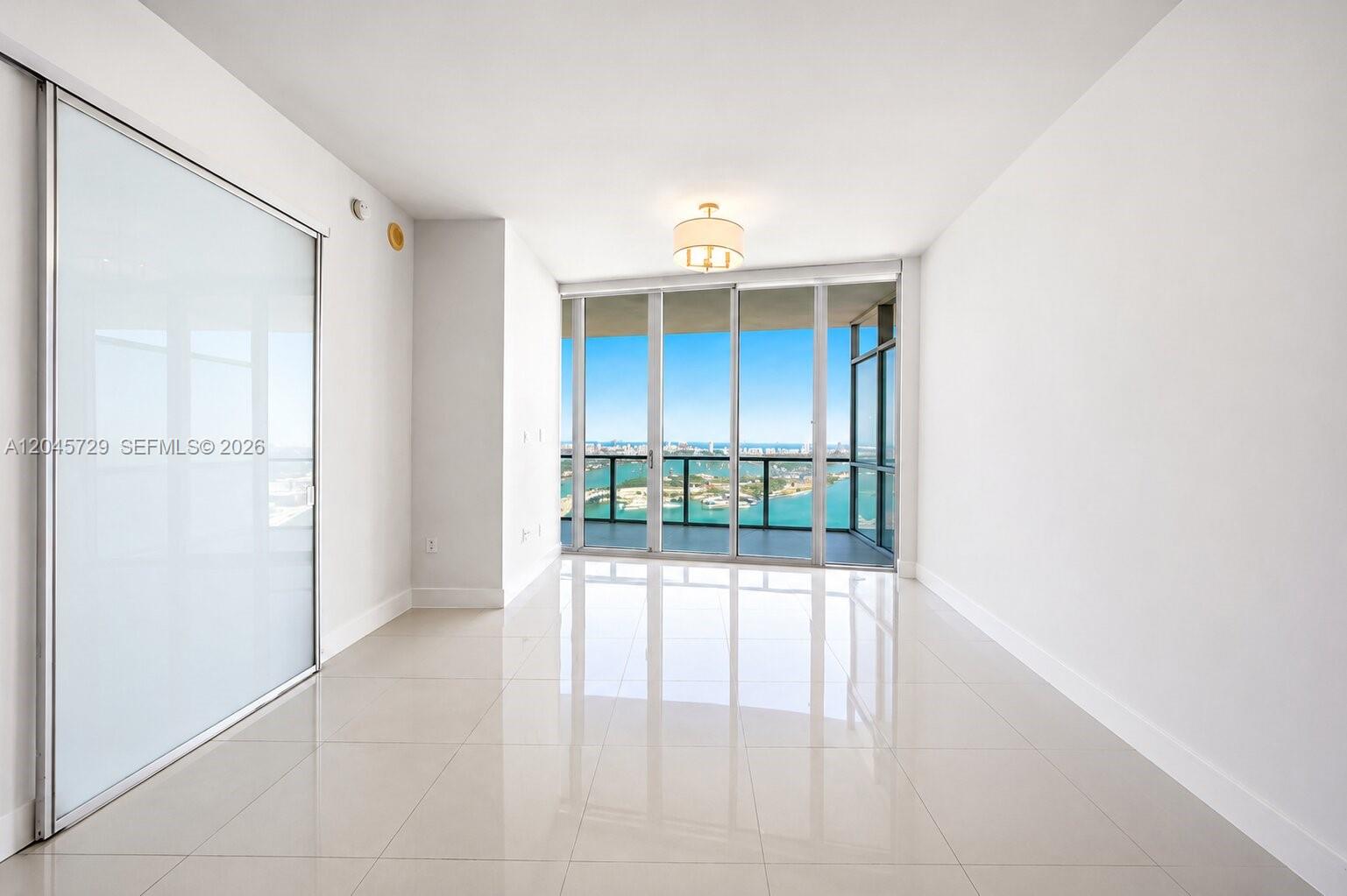 1100 Biscayne Boulevard 4402 Property Photo 4
