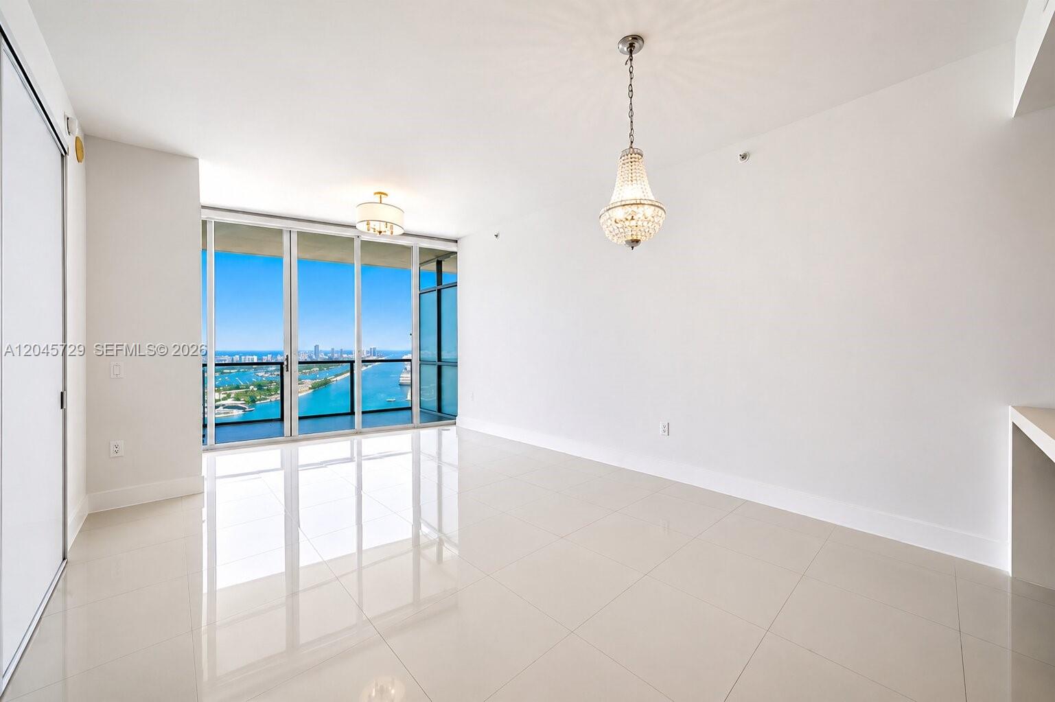 1100 Biscayne Boulevard 4402 Property Photo 7