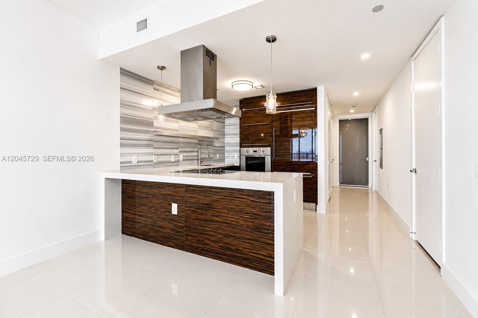 1100 Biscayne Boulevard 4402 Property Photo 8