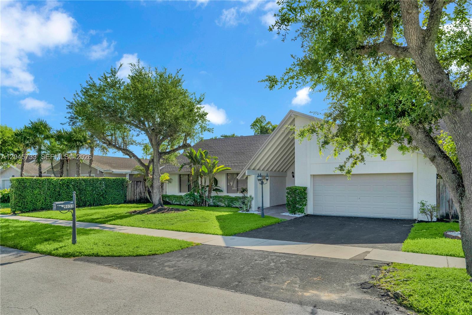 A12045733 Property Photo 3