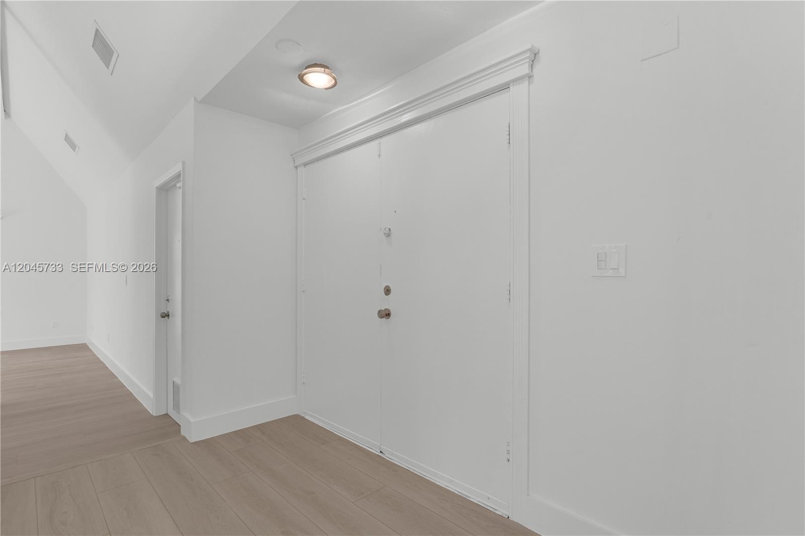 A12045733 Property Photo 5