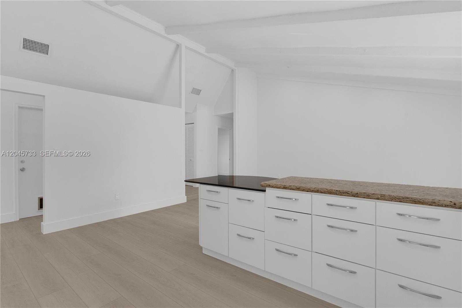 A12045733 Property Photo 20