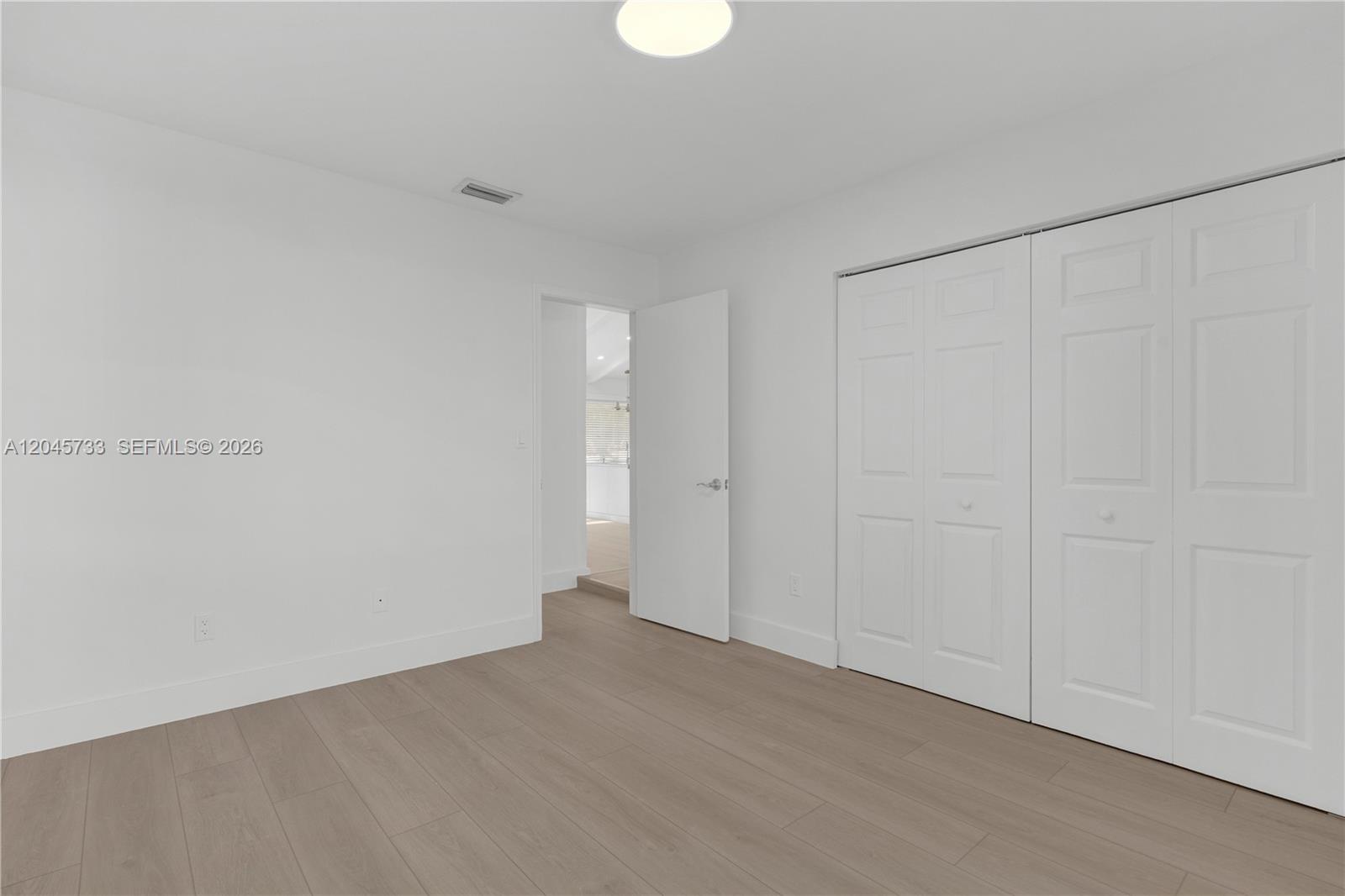 A12045733 Property Photo 26
