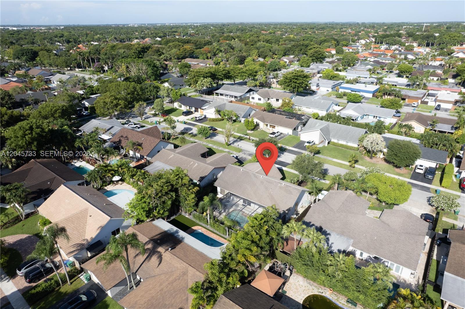 A12045733 Property Photo 32