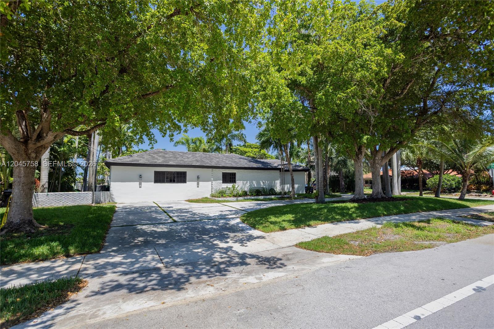 2500 Bayview Drive Property Photo 76