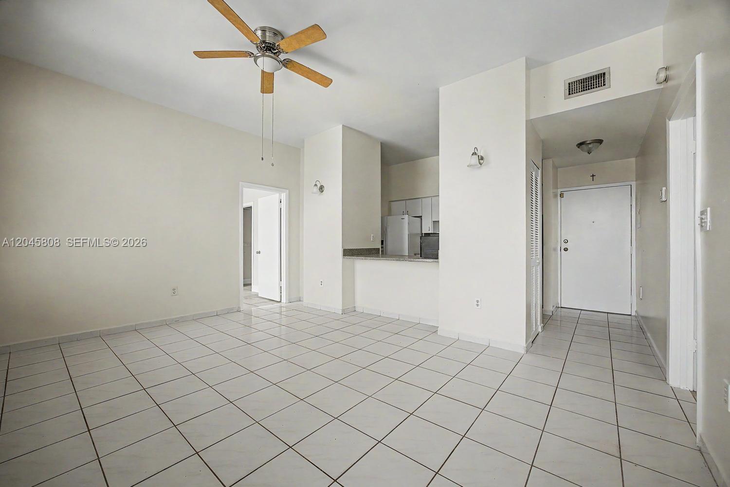 A12045808 Property Photo 4