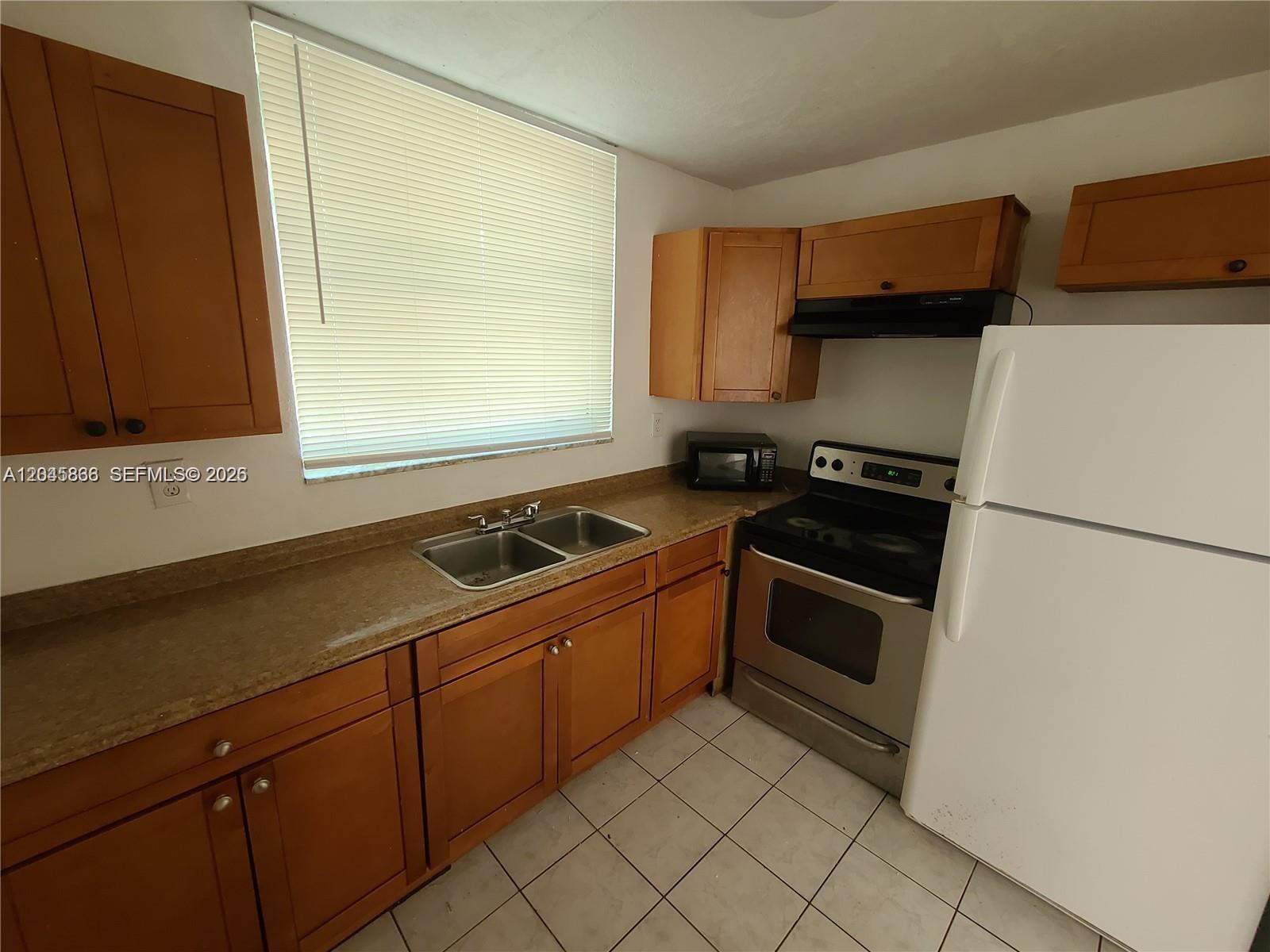 1750 Nw 55th Avenue 103 Property Photo 17