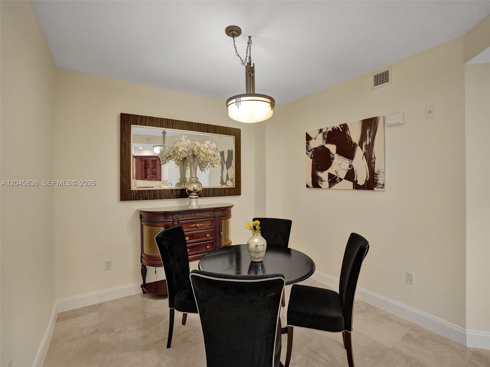 2509 N Ocean Boulevard 376 Property Photo 9