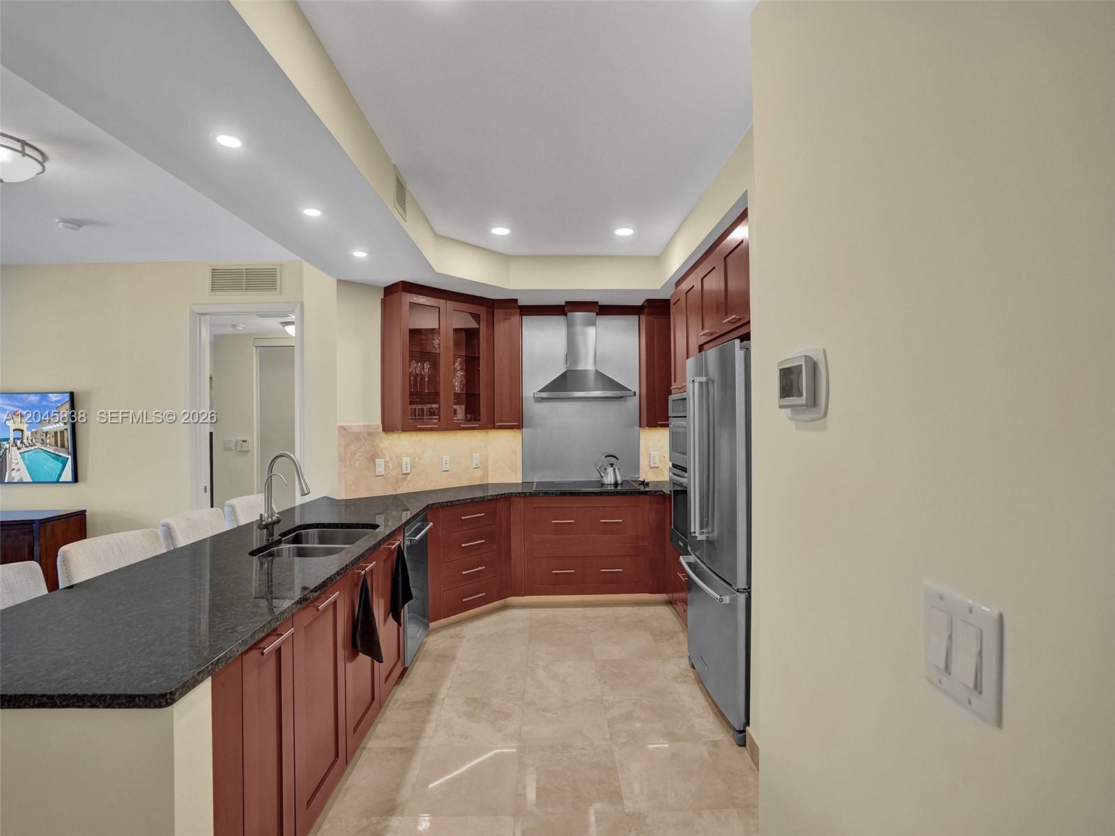 2509 N Ocean Boulevard 376 Property Photo 10