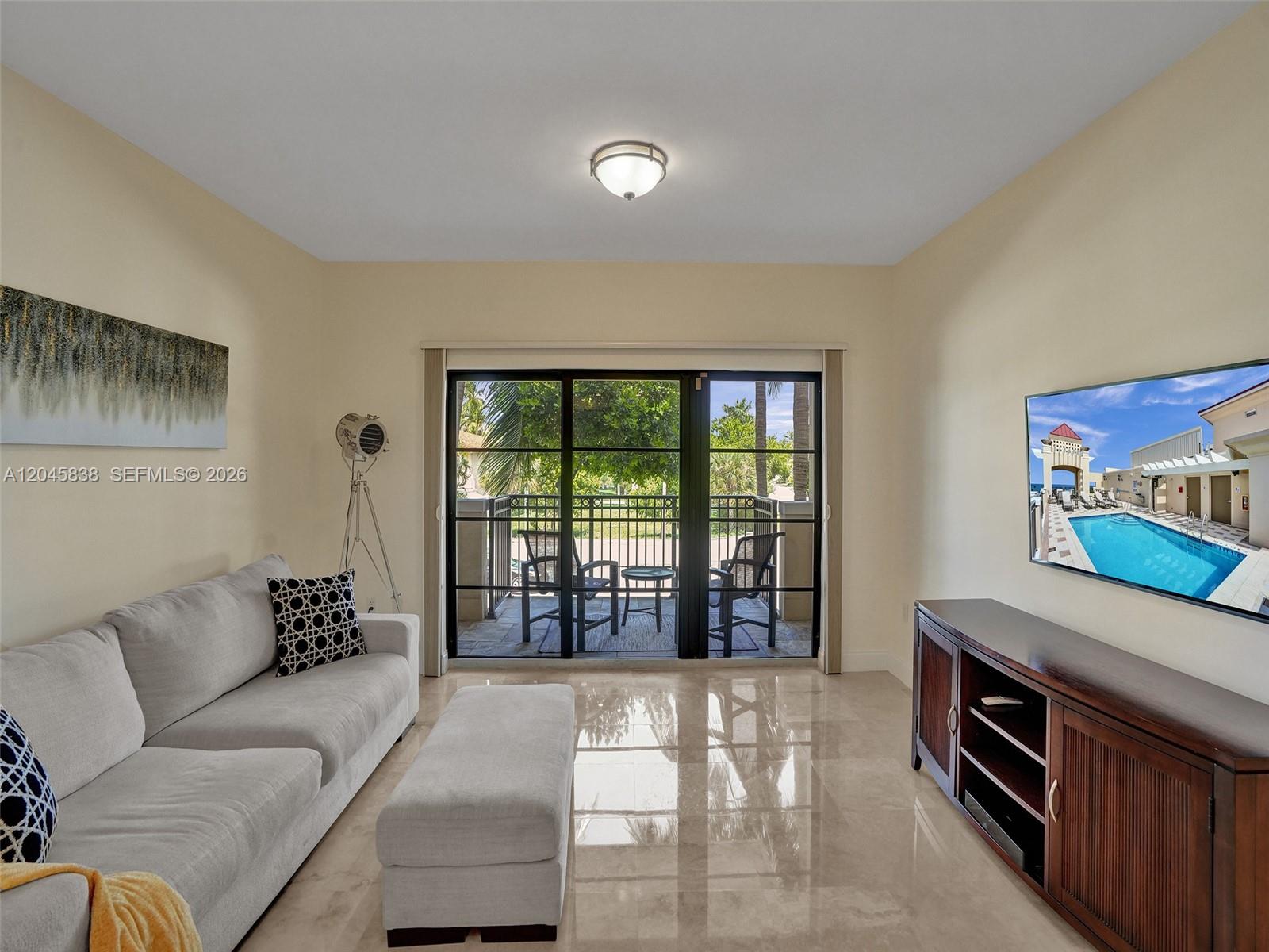 2509 N Ocean Boulevard 376 Property Photo 13