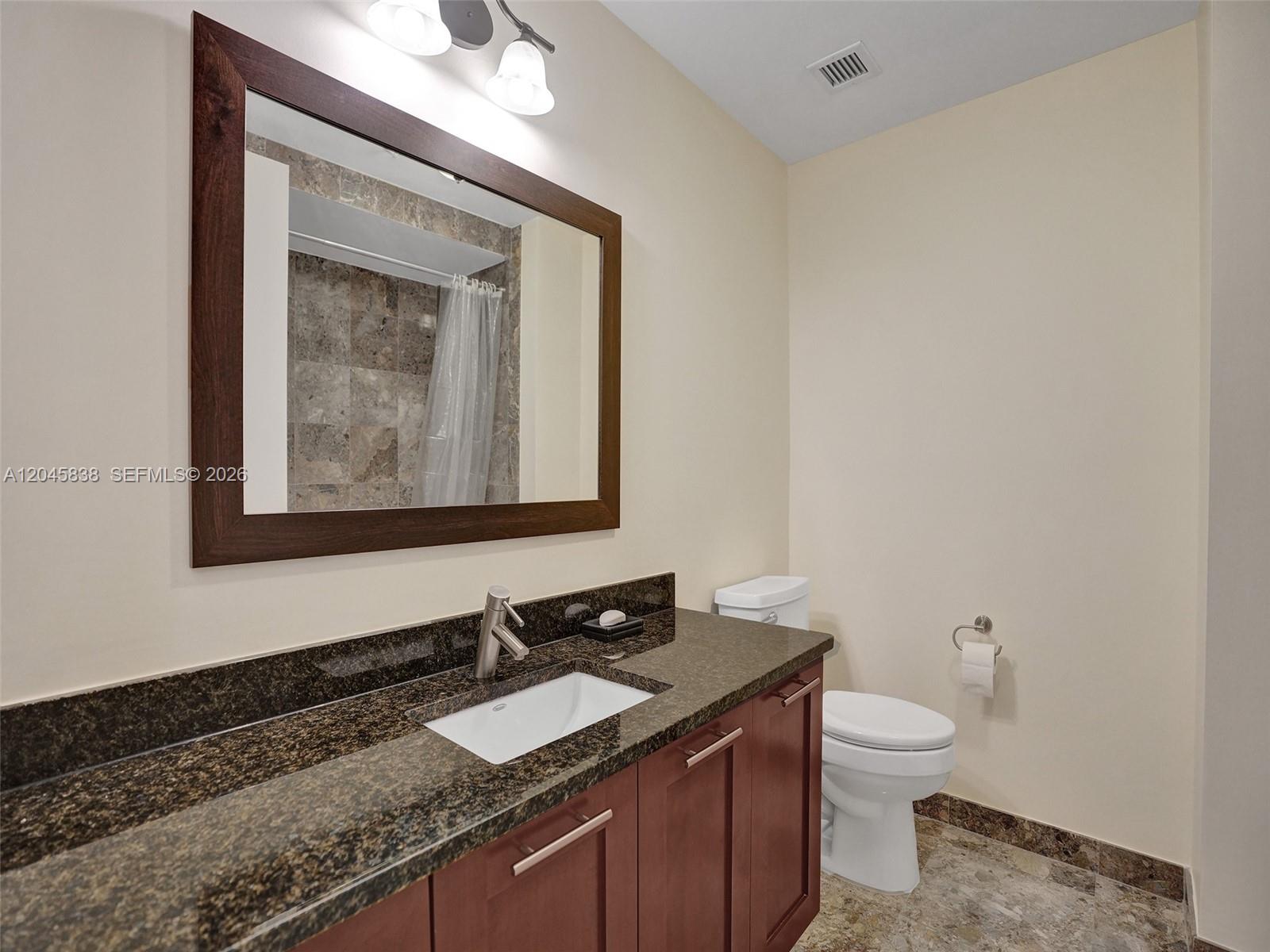 2509 N Ocean Boulevard 376 Property Photo 27