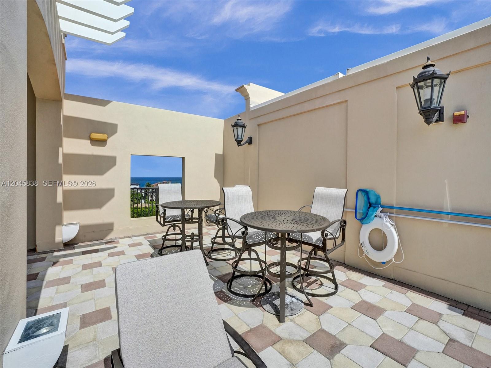 2509 N Ocean Boulevard 376 Property Photo 40