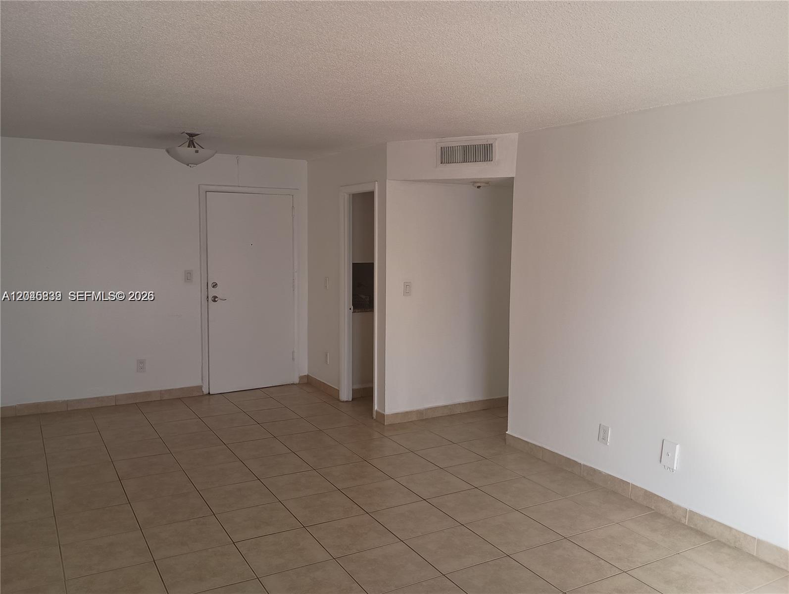 18100 Atlantic Boulevard 312 Property Photo 2