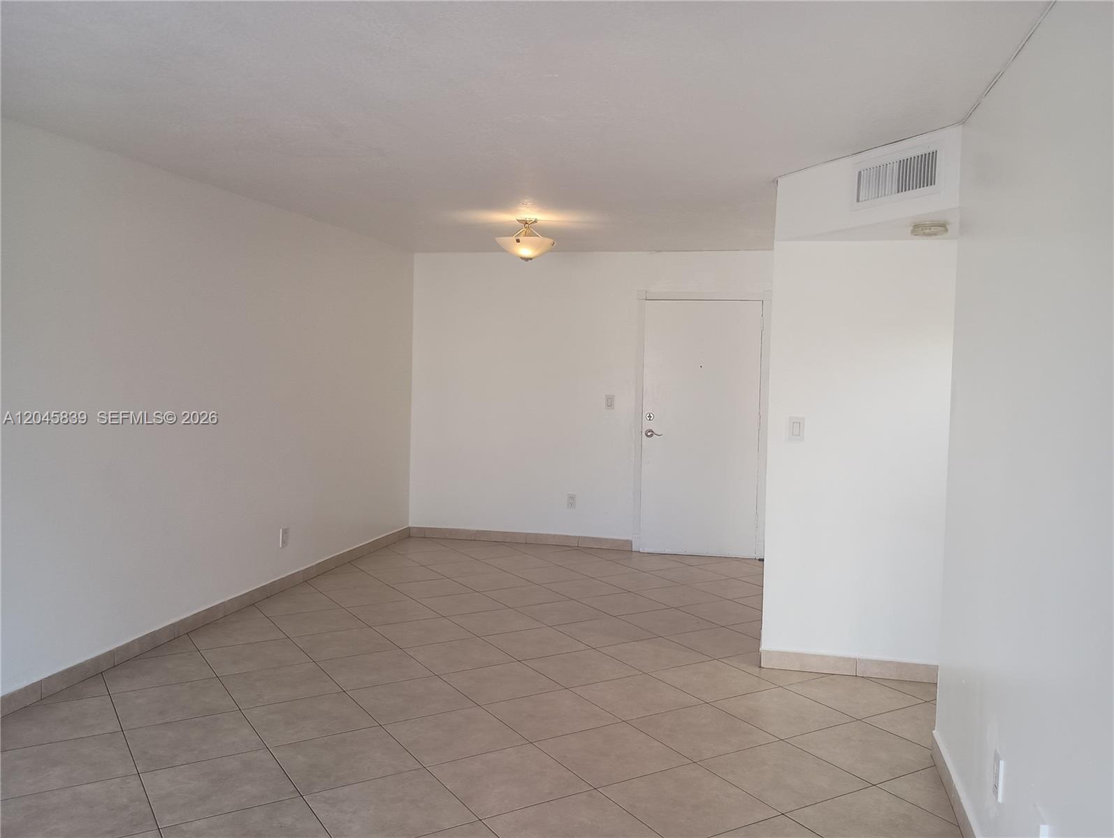 18100 Atlantic Boulevard 312 Property Photo 2