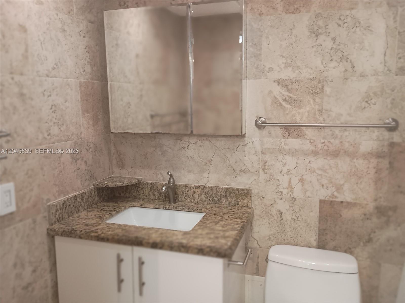 18100 Atlantic Boulevard 312 Property Photo 17