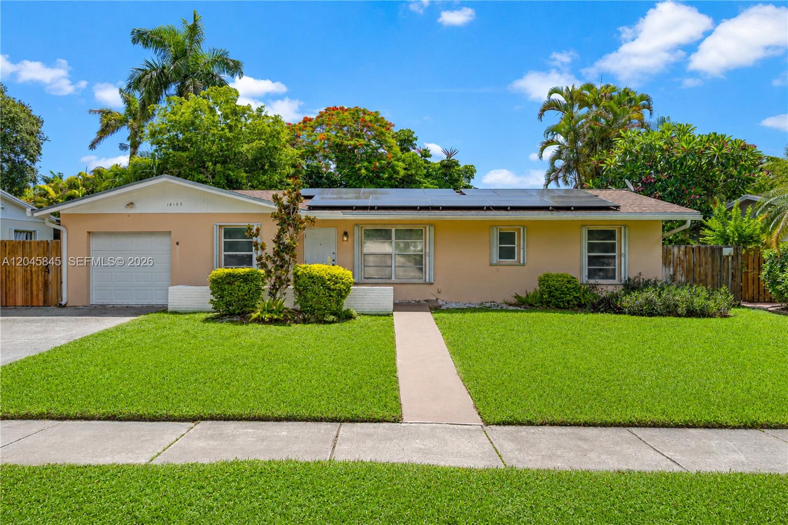 18103 Sw 93rd Avenue Property Photo 1