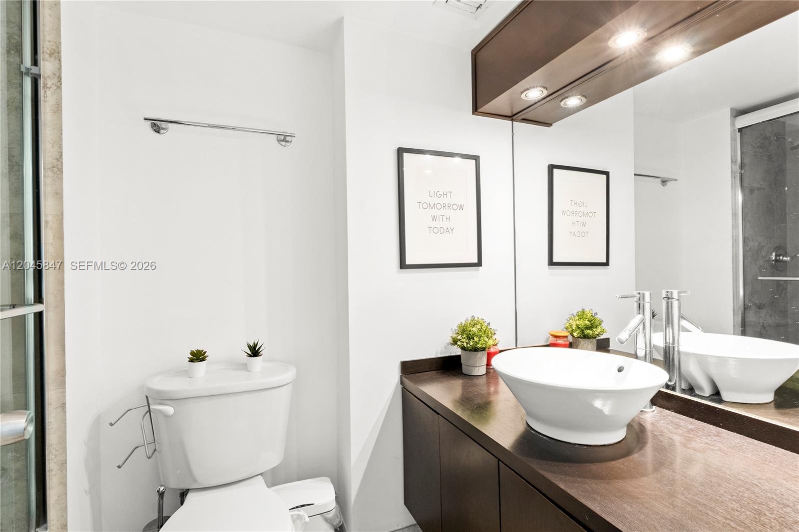 18071 Biscayne Boulevard 1404 Property Photo 16