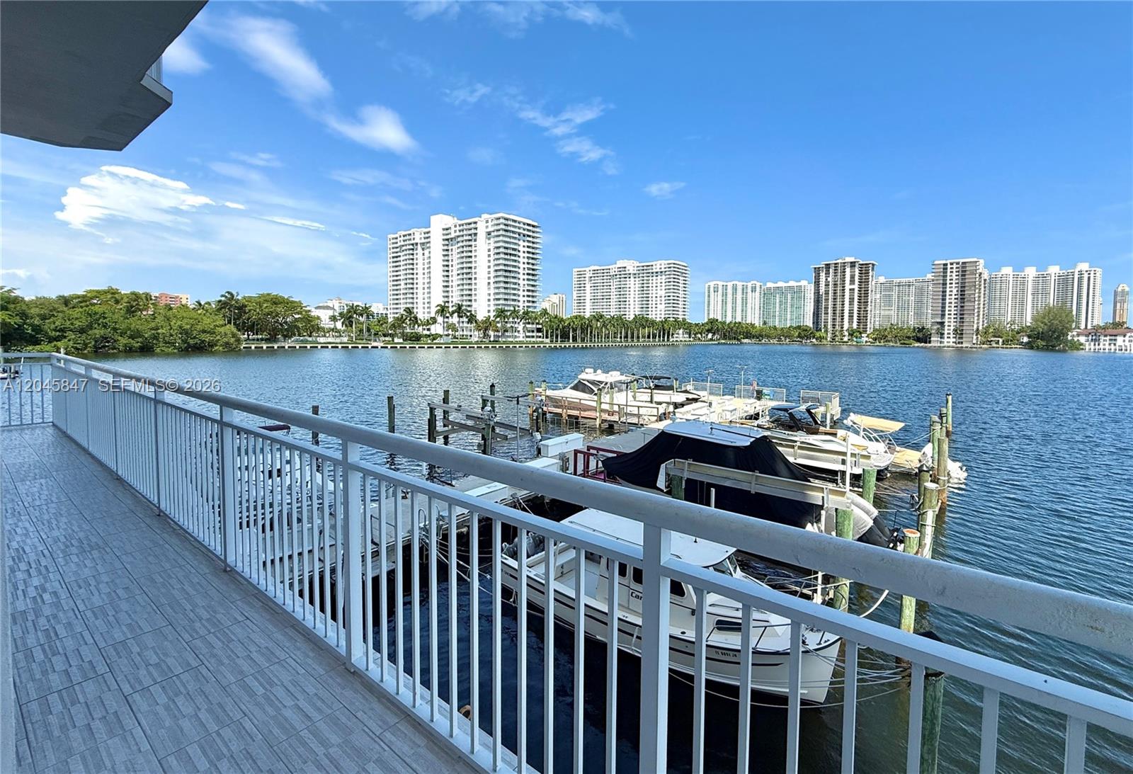 18071 Biscayne Boulevard 1404 Property Photo 18