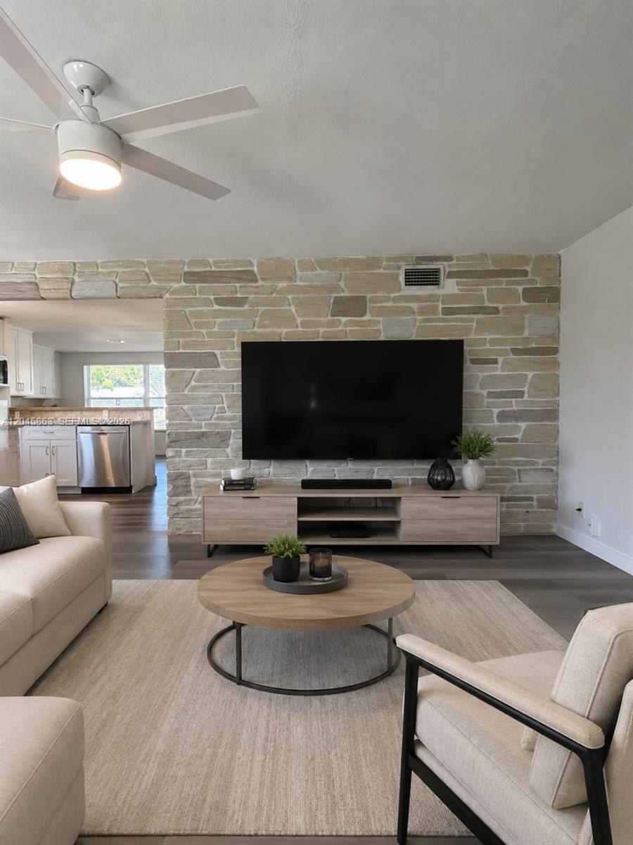 5809 Sullivan Road Property Photo 13