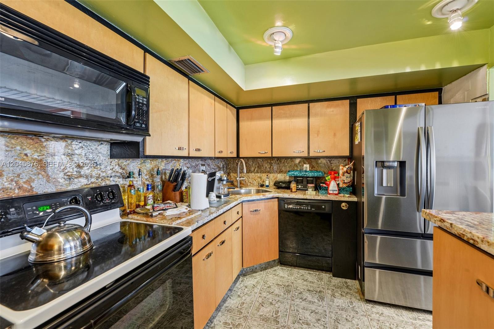 2100 Sans Souci Boulevard B706 Property Photo 8