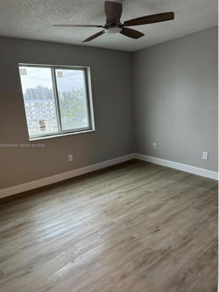 A12045885 Property Photo 13