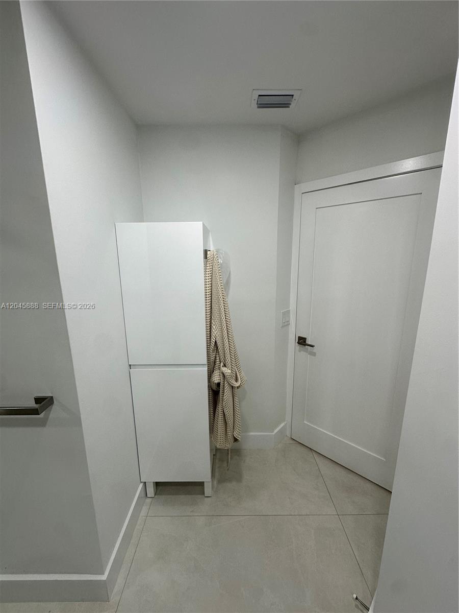 3345 Emerald Oaks Drive 106 Property Photo 28