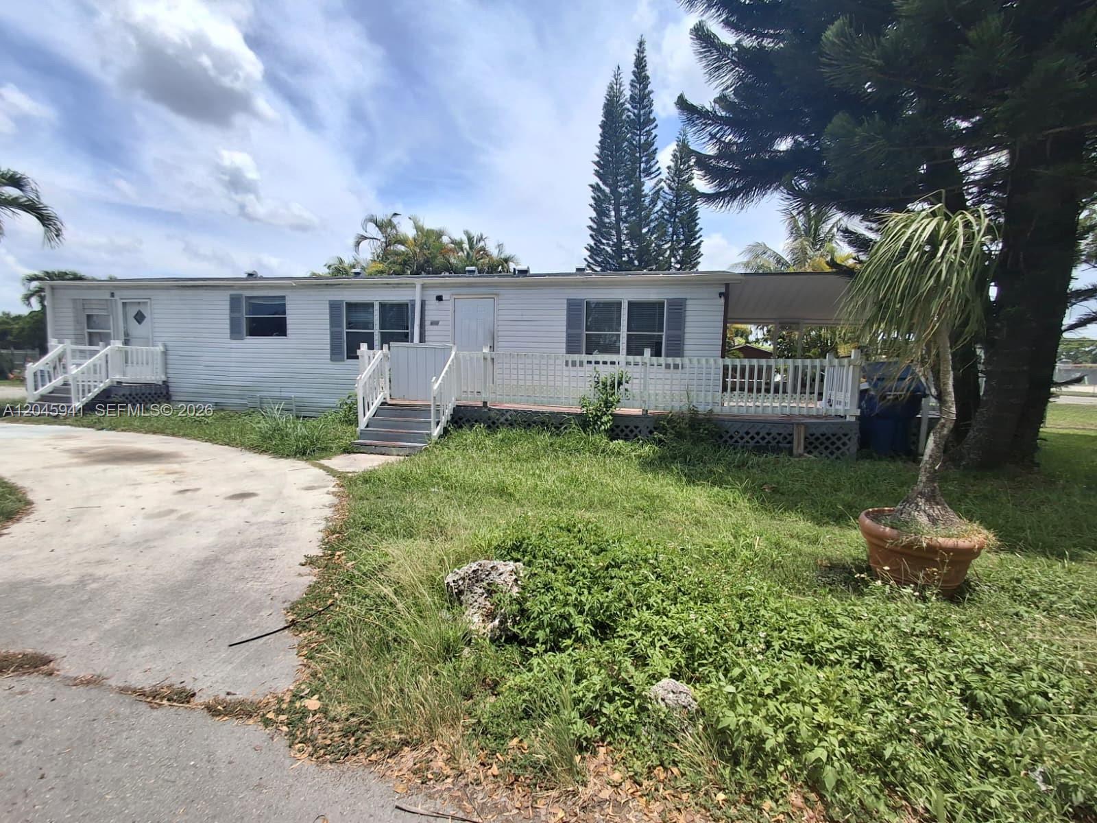 19800 Sw 180 Avenue Property Photo 3