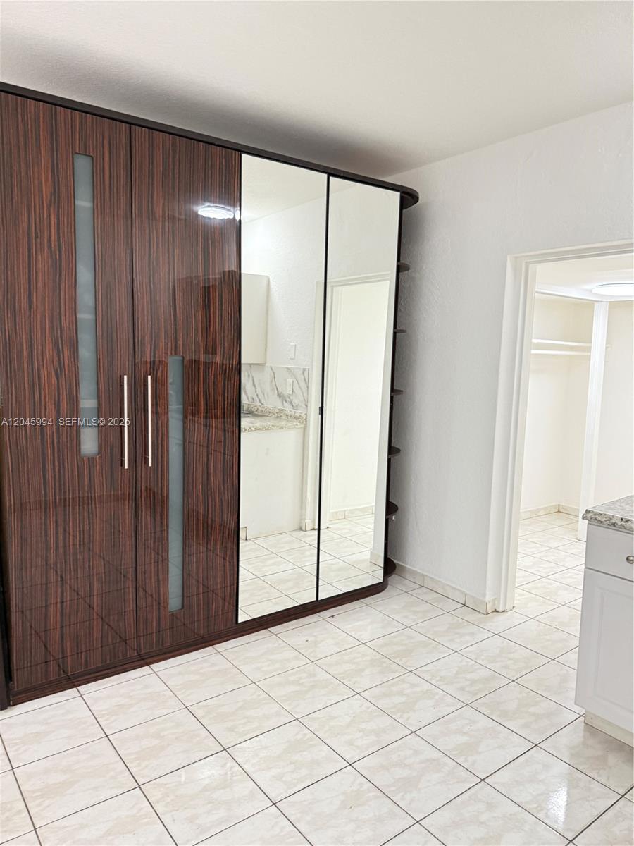 A12045994 Property Photo 5