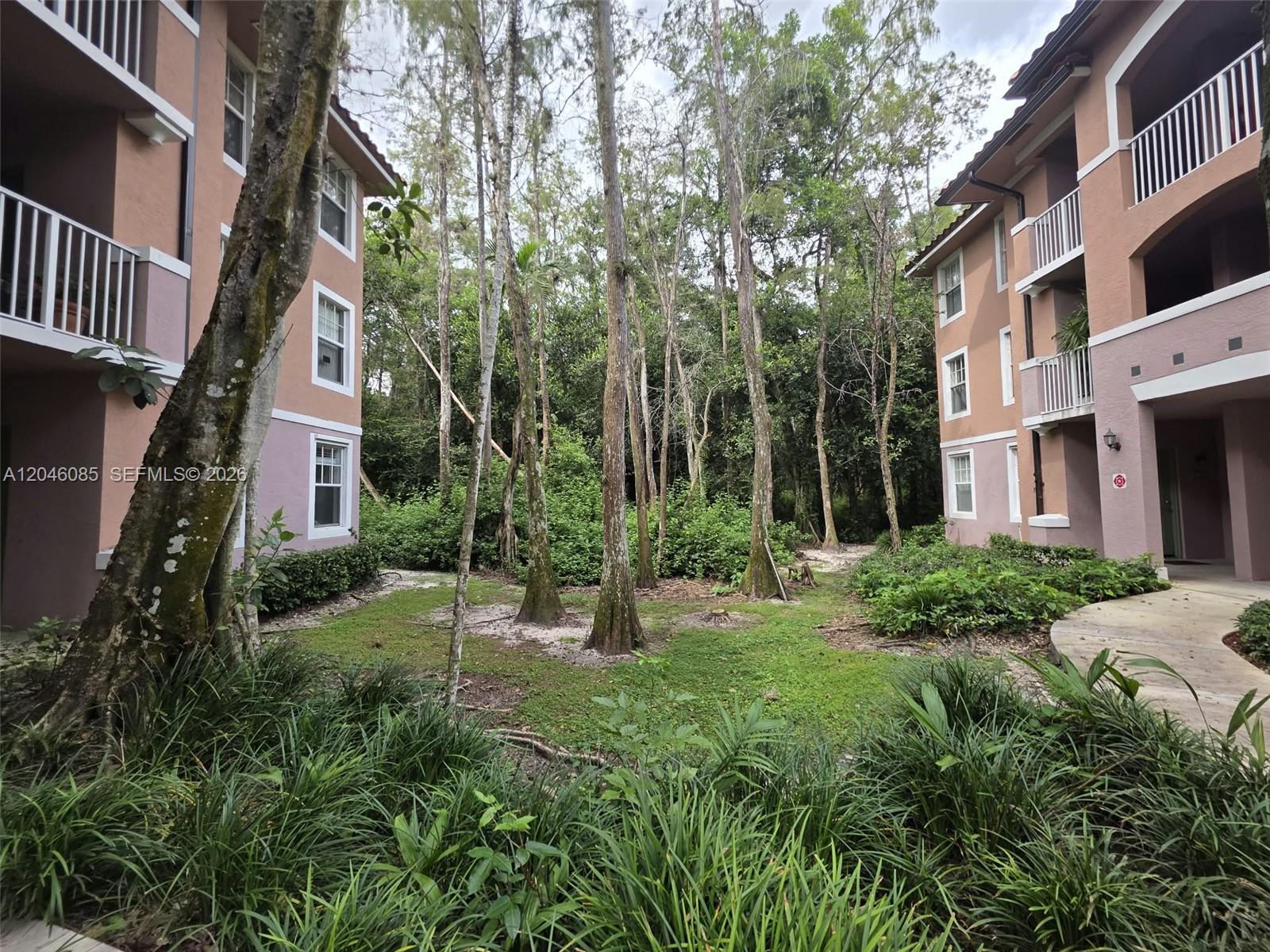 6902 W Sample Road 6902 Property Photo 1