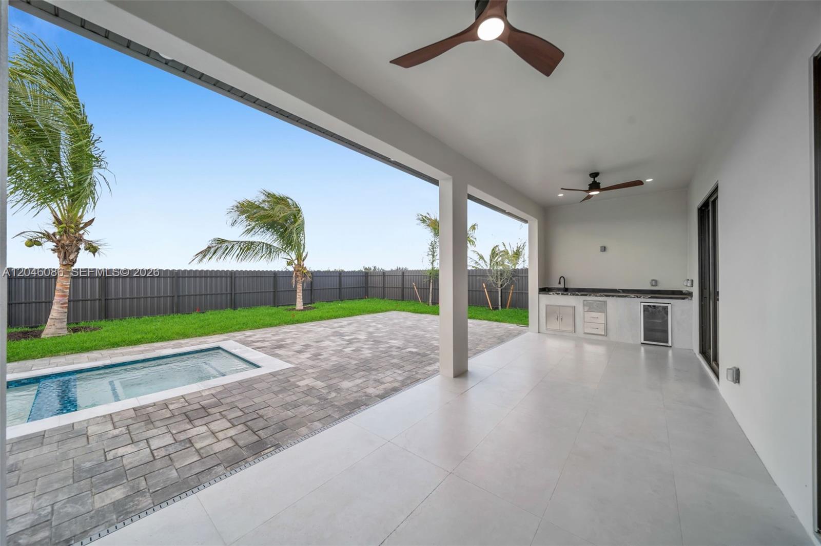 1049 Embers Parkway W Property Photo 44