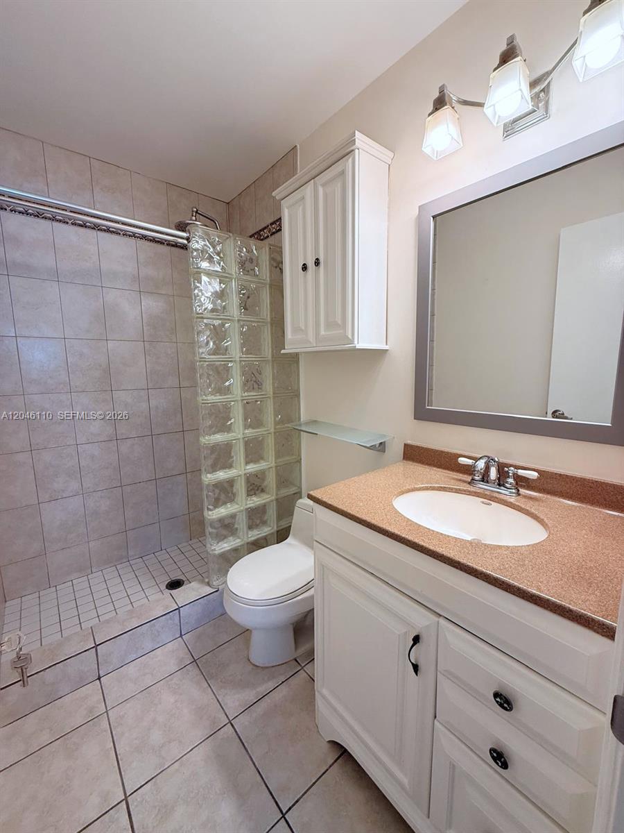 2832 Fillmore Street 20 Property Photo 11