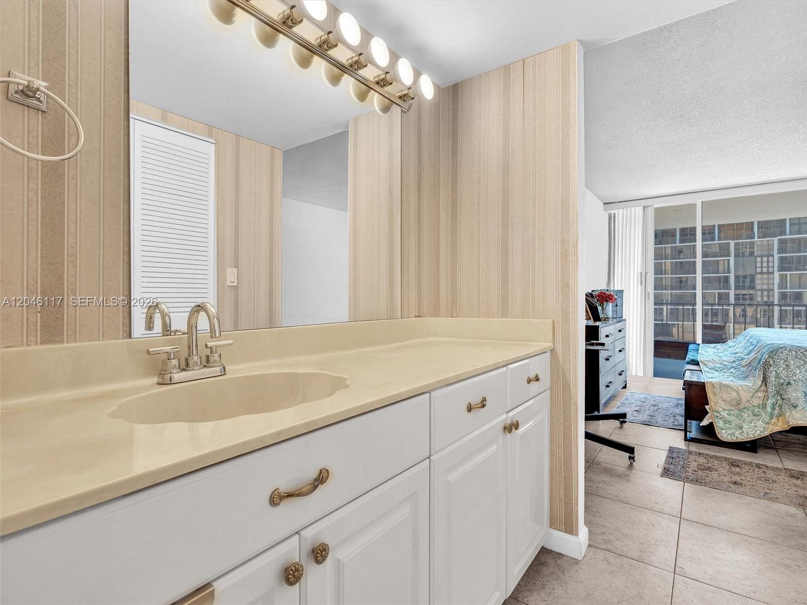 1901 Brickell Avenue B1203 Property Photo 20