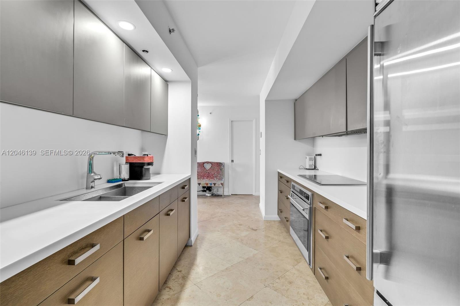 6917 Collins Avenue 404 Property Photo 6