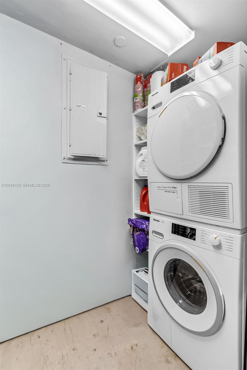 6917 Collins Avenue 404 Property Photo 19