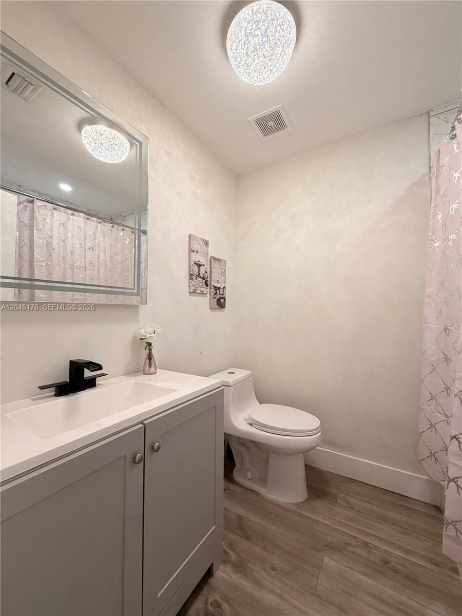 17130 Nw 42nd Court Property Photo 9