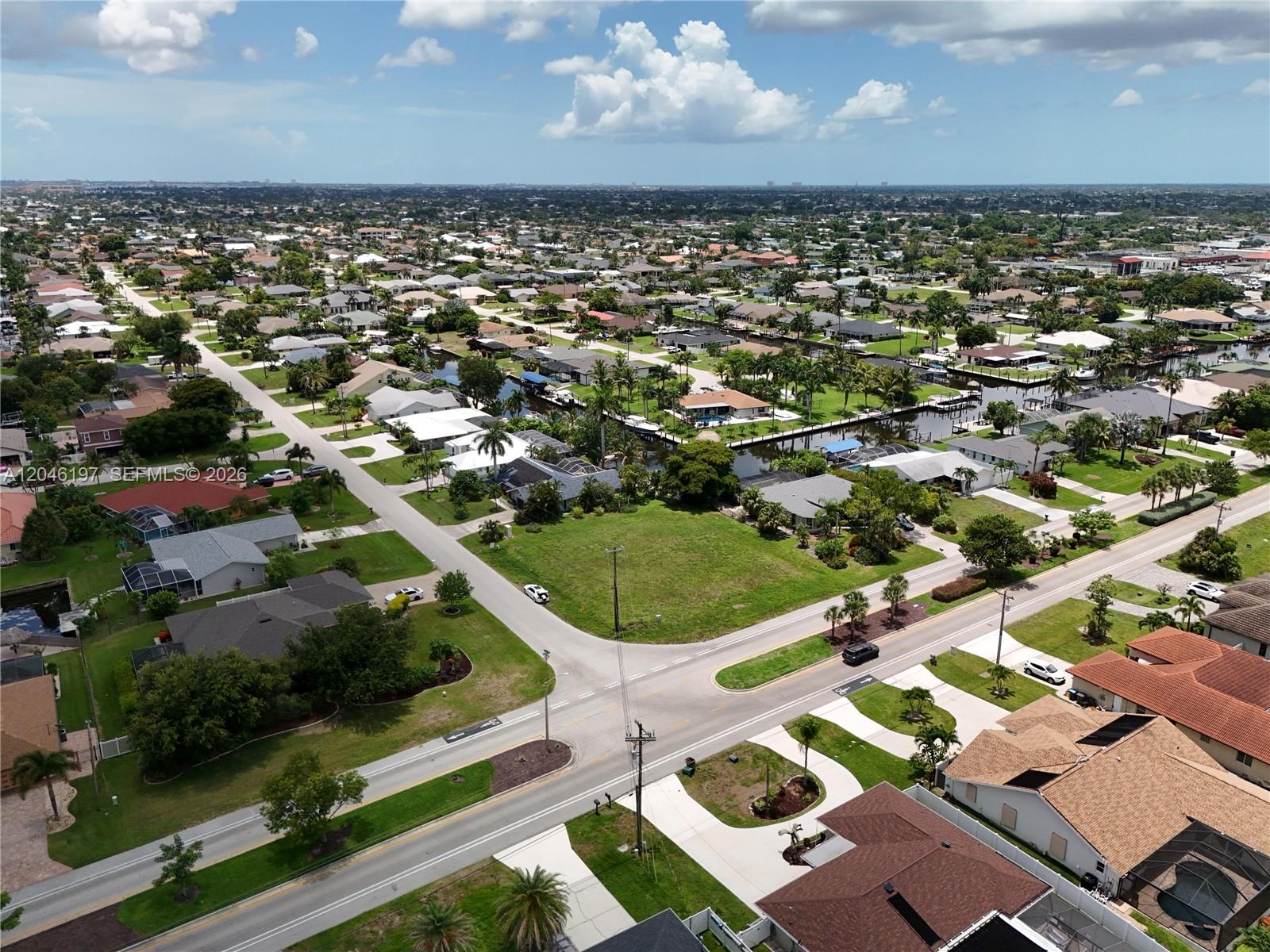 2014 Everest Parkway Property Photo 2