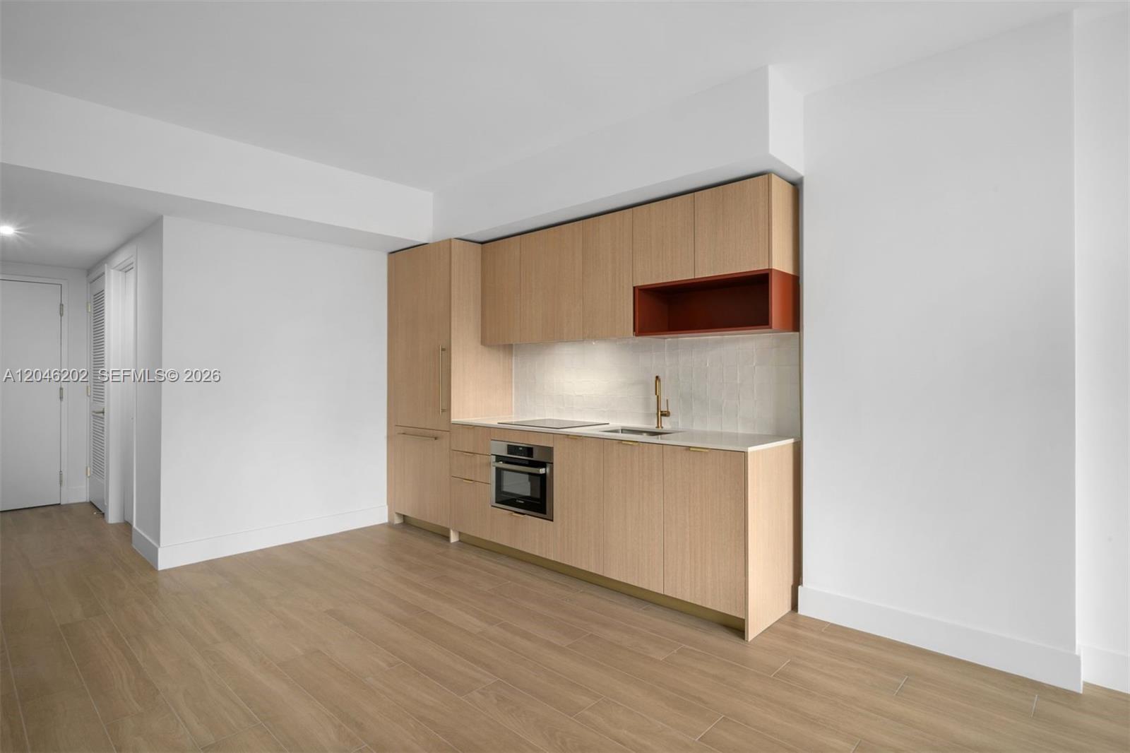 90 Ne 32nd 404 Property Photo 12
