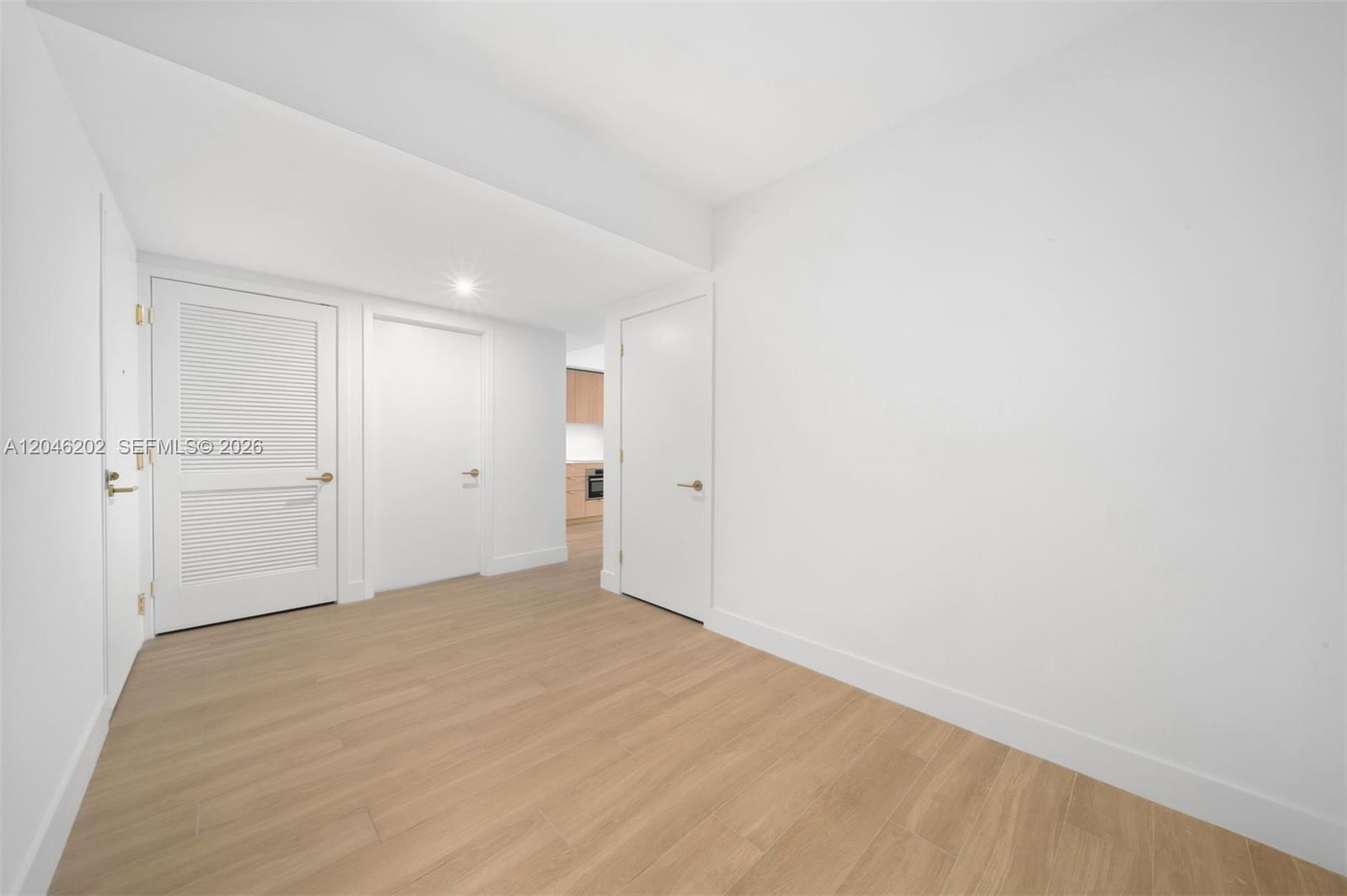 90 Ne 32nd 404 Property Photo 18