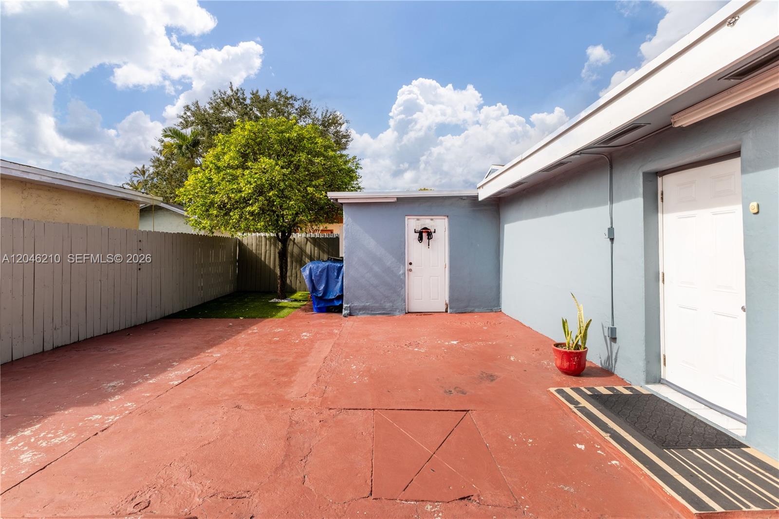 2818 Sw 2nd Street Property Photo 19
