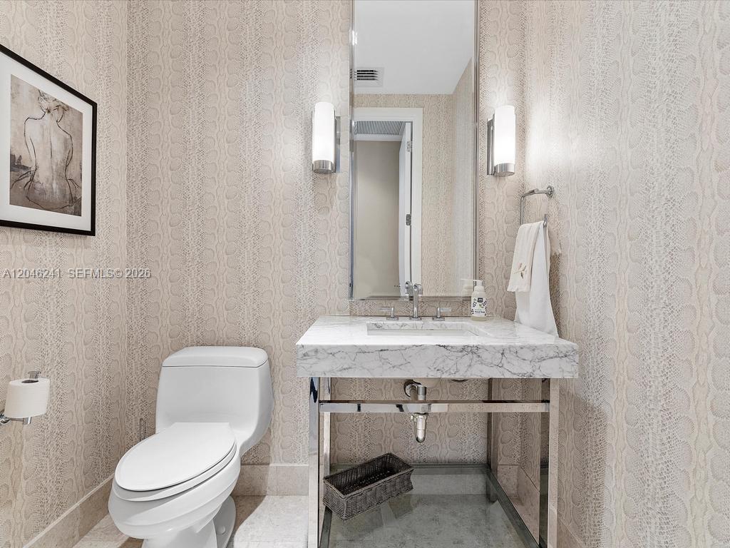 9705 Collins Avenue 1804n Property Photo 13