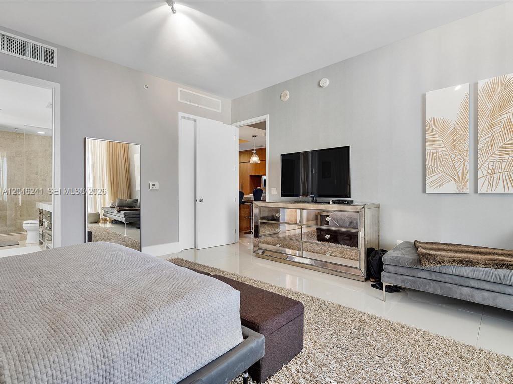 9705 Collins Avenue 1804n Property Photo 39