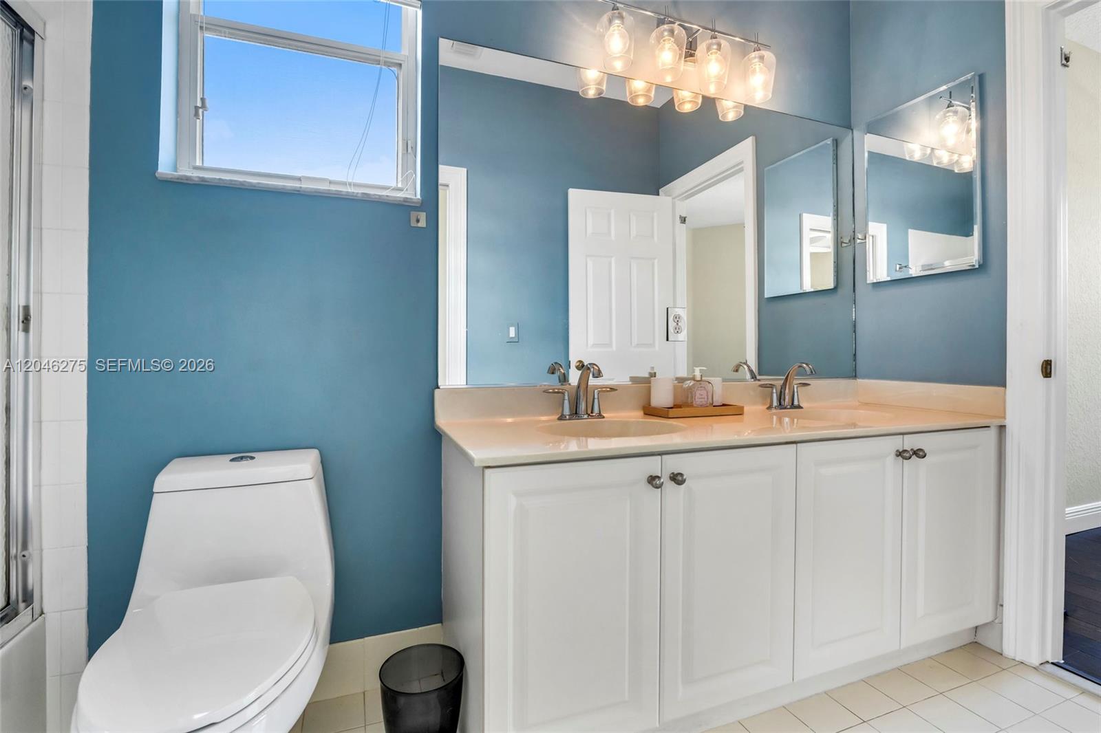 4135 Sw 186th Way Property Photo 40