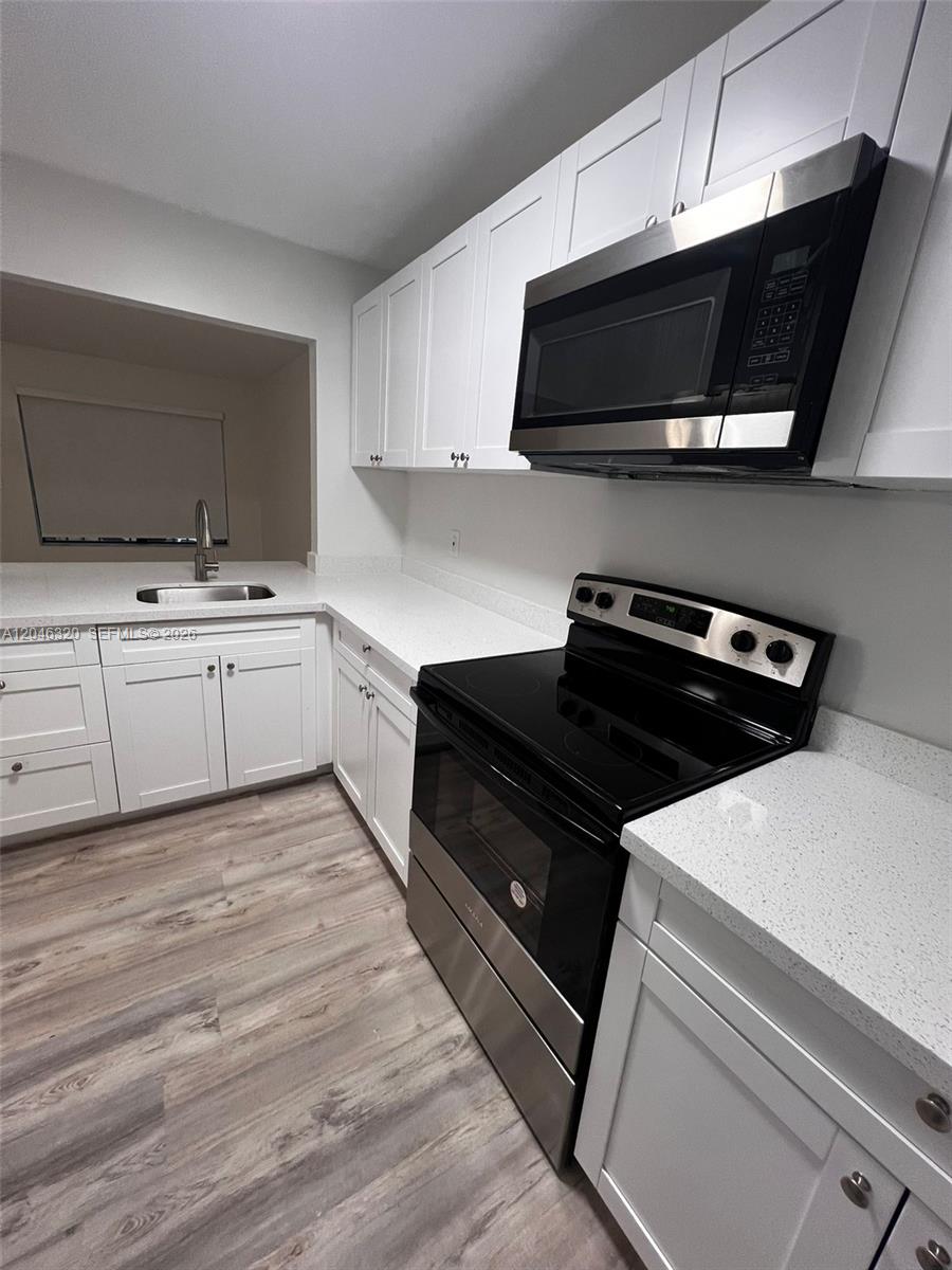 A12046320 Property Photo 12
